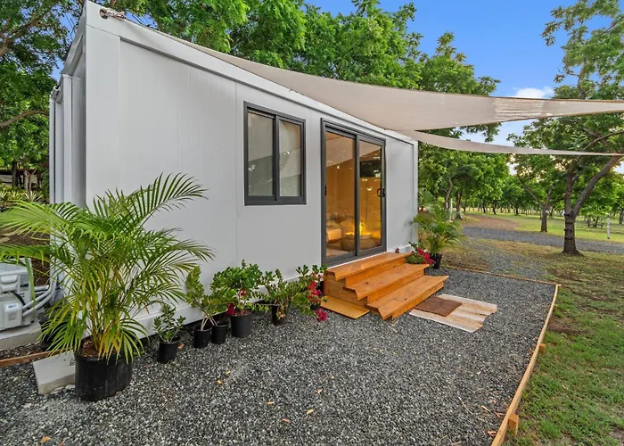 Las Palmas Cottage - Serene Eco Retreat